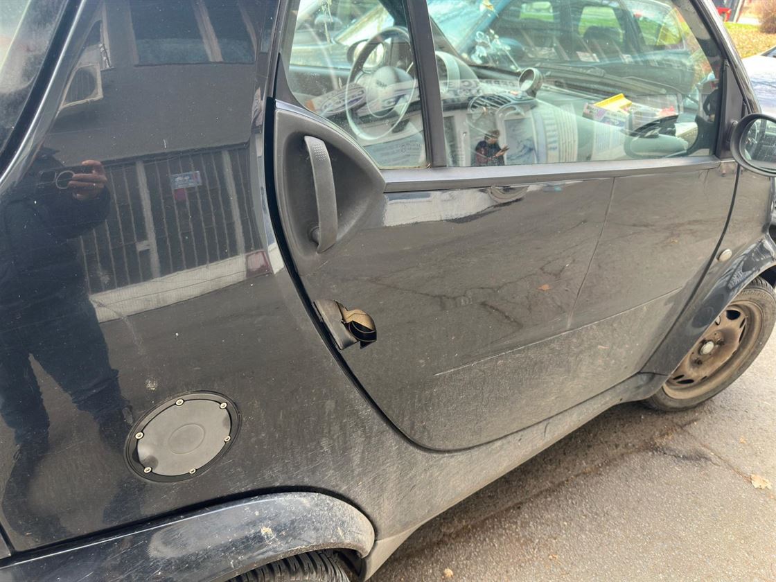 Smart ForTwo oštećenje nakon saobraćajne nezgode